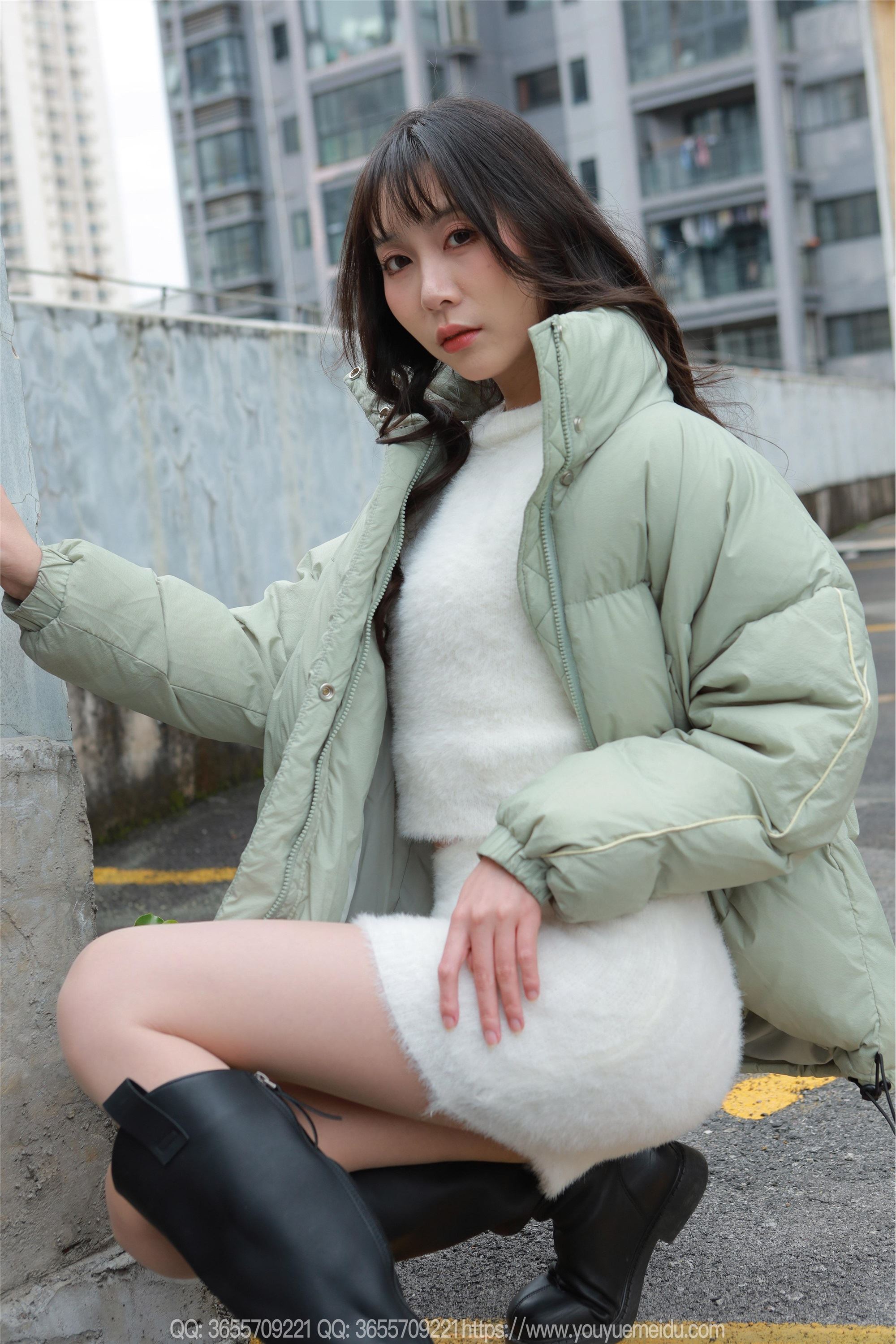 IESS异思趣向  2025.04.02 丝享家 2017 团团《长靴包臀裙（上）》